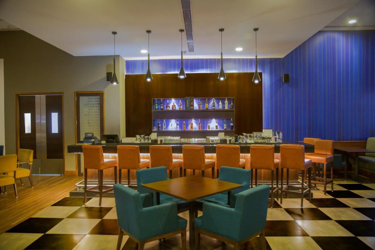 Kalyan Grand - A Business Hotel Vandalur Luaran gambar