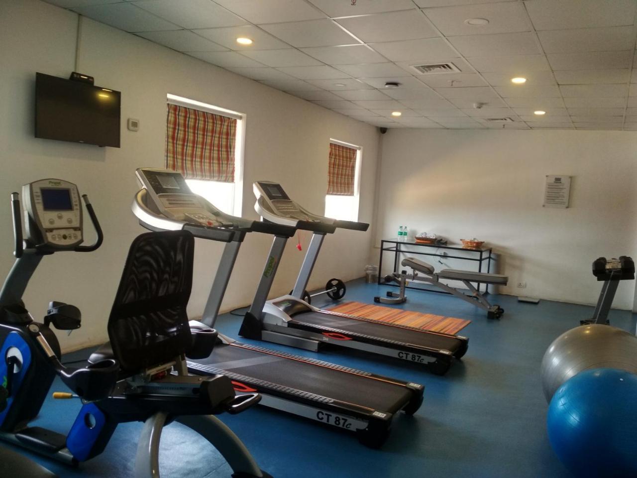 Kalyan Grand - A Business Hotel Vandalur Luaran gambar