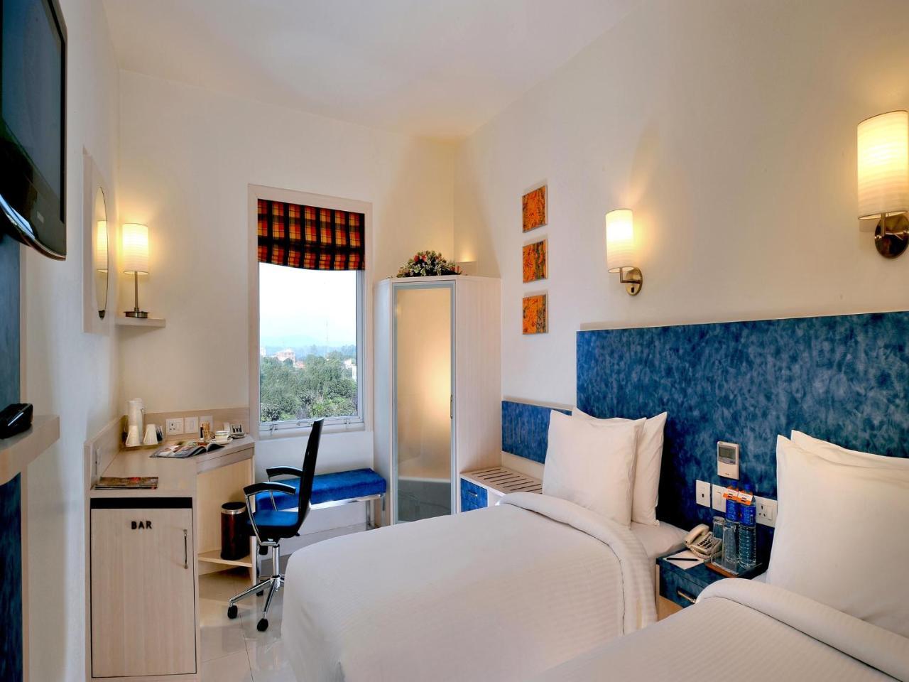 Kalyan Grand - A Business Hotel Vandalur Luaran gambar